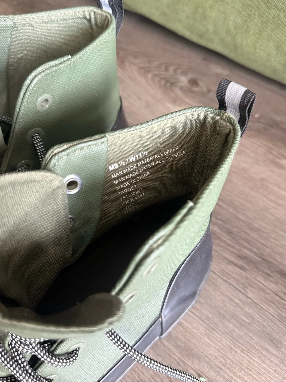 Hunter Men's Olive Green High-Top Waterproof Boots